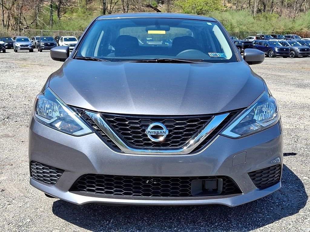 Used 2019 Nissan Sentra SV image 2