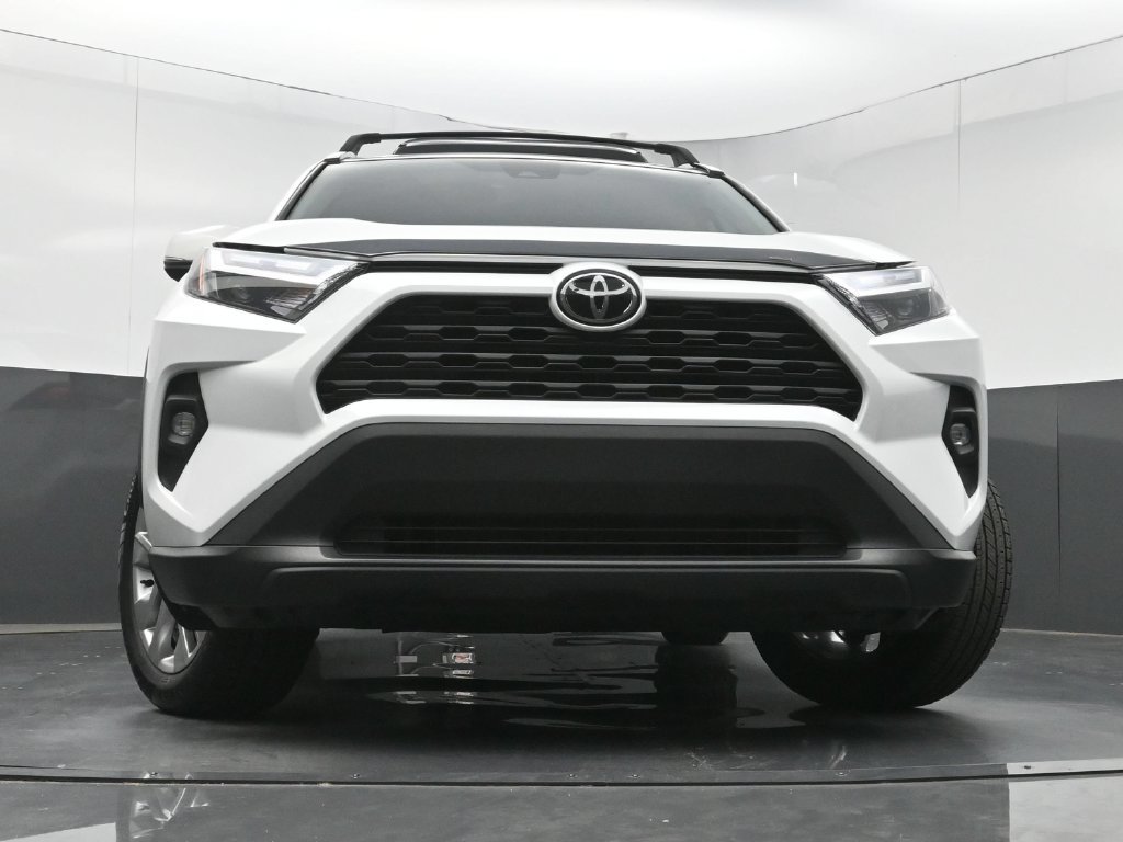 Used 2024 Toyota RAV4 XLE Premium FWD image 25