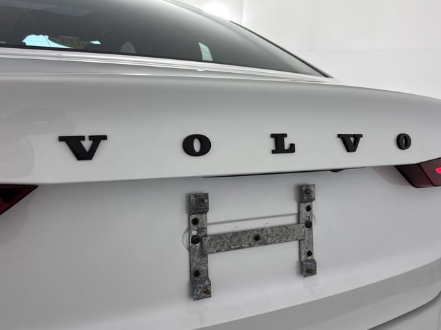 Used 2024 Volvo S60 B5 Plus AWD/4WD image 12