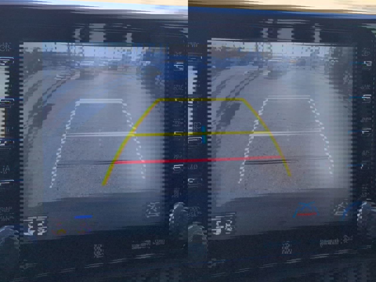 Used 2020 Toyota RAV4 Limited image 19