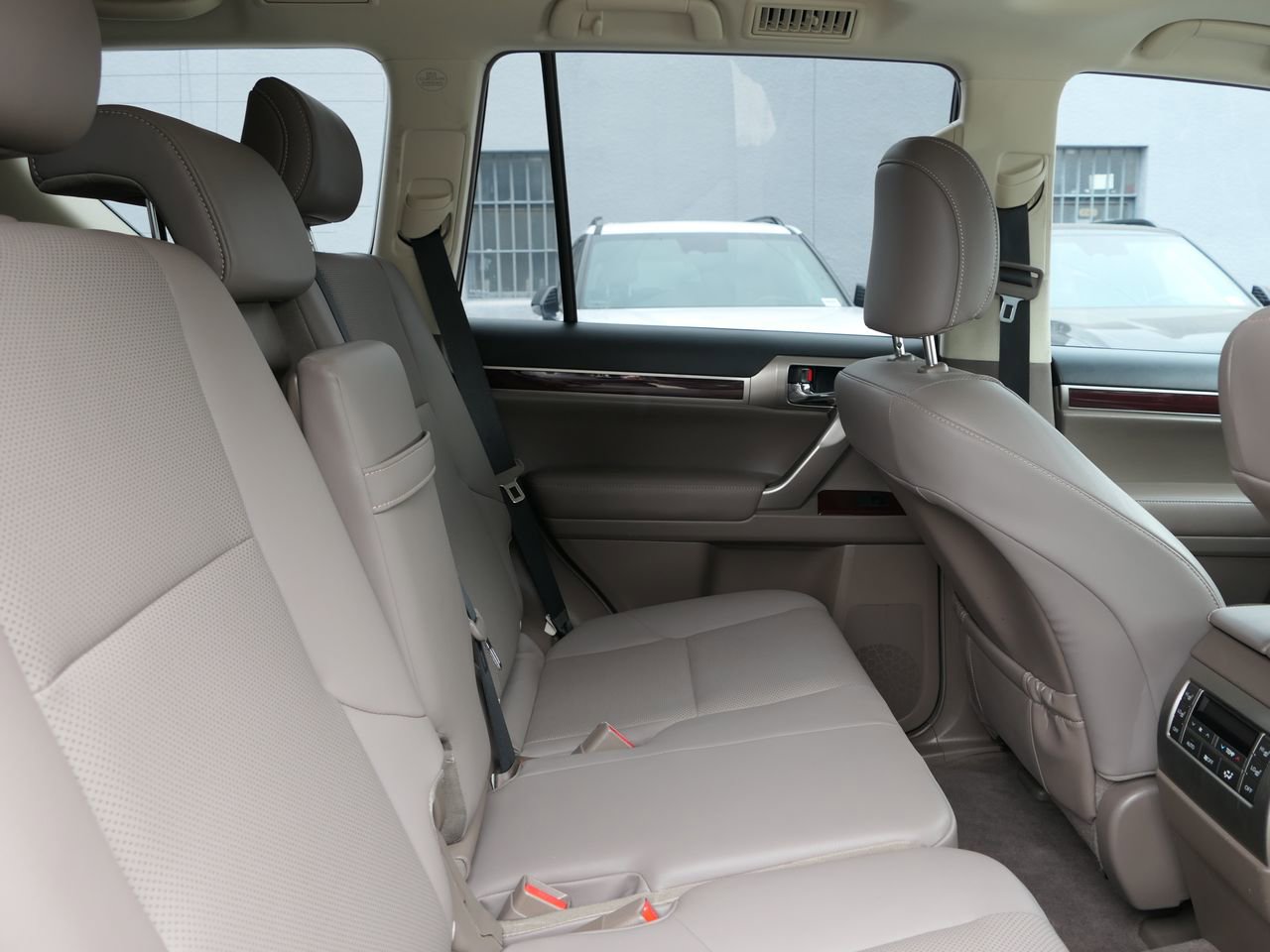 Used 2019 Lexus GX 460 Premium AWD/4WD image 28