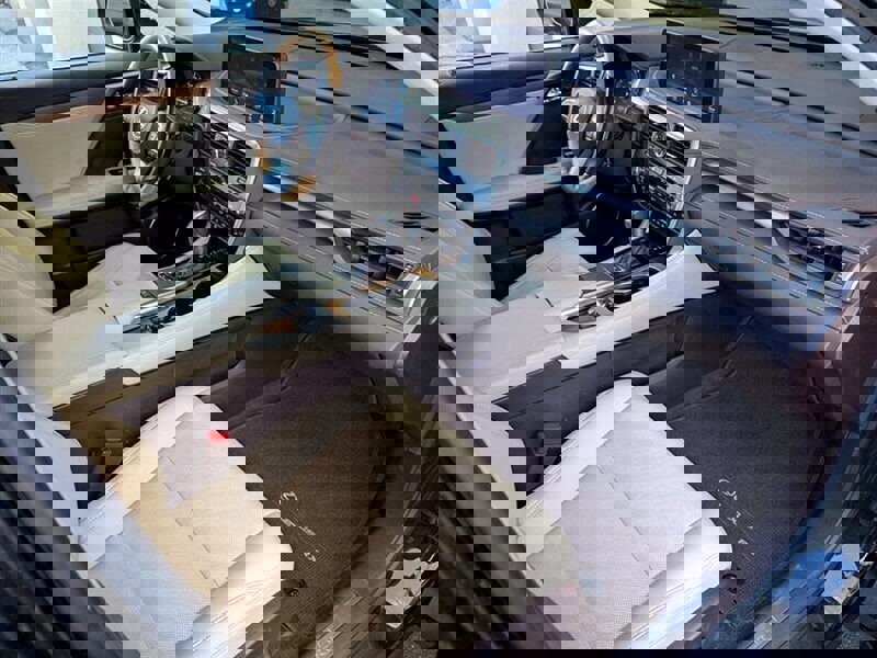 Used 2020 Lexus RX 450h AWD w/ Premium Package image 4