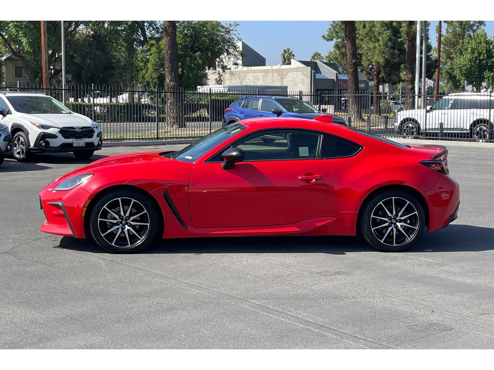 Used 2022 Toyota GR86 RWD image 3