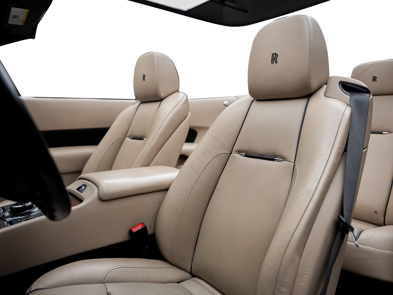 Used 2016 Rolls-Royce Dawn RWD image 33