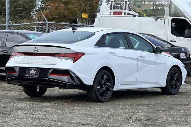 New 2026 Hyundai Elantra SEL Sport Premium FWD image 6
