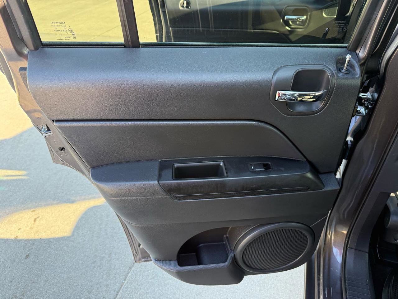 Used 2017 Jeep Patriot Sport w/ Power Value Group image 16