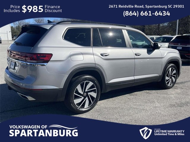 Used 2024 Volkswagen Atlas SE image 6