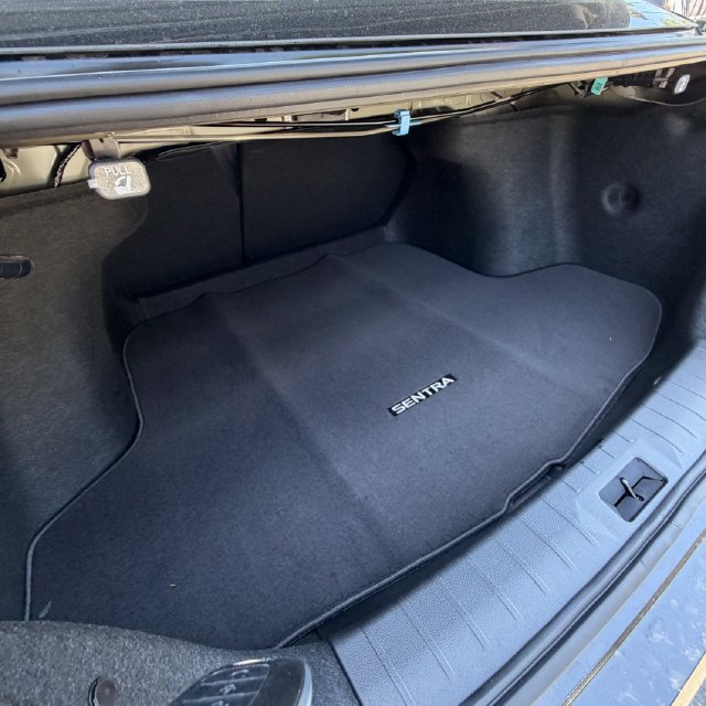 New 2026 Nissan Sentra SV w/ SV Convenience Package FWD image 9