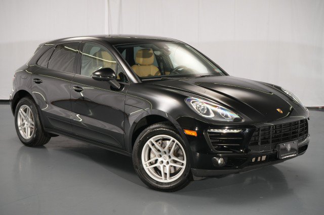 Used 2018 Porsche Macan AWD/4WD image 8