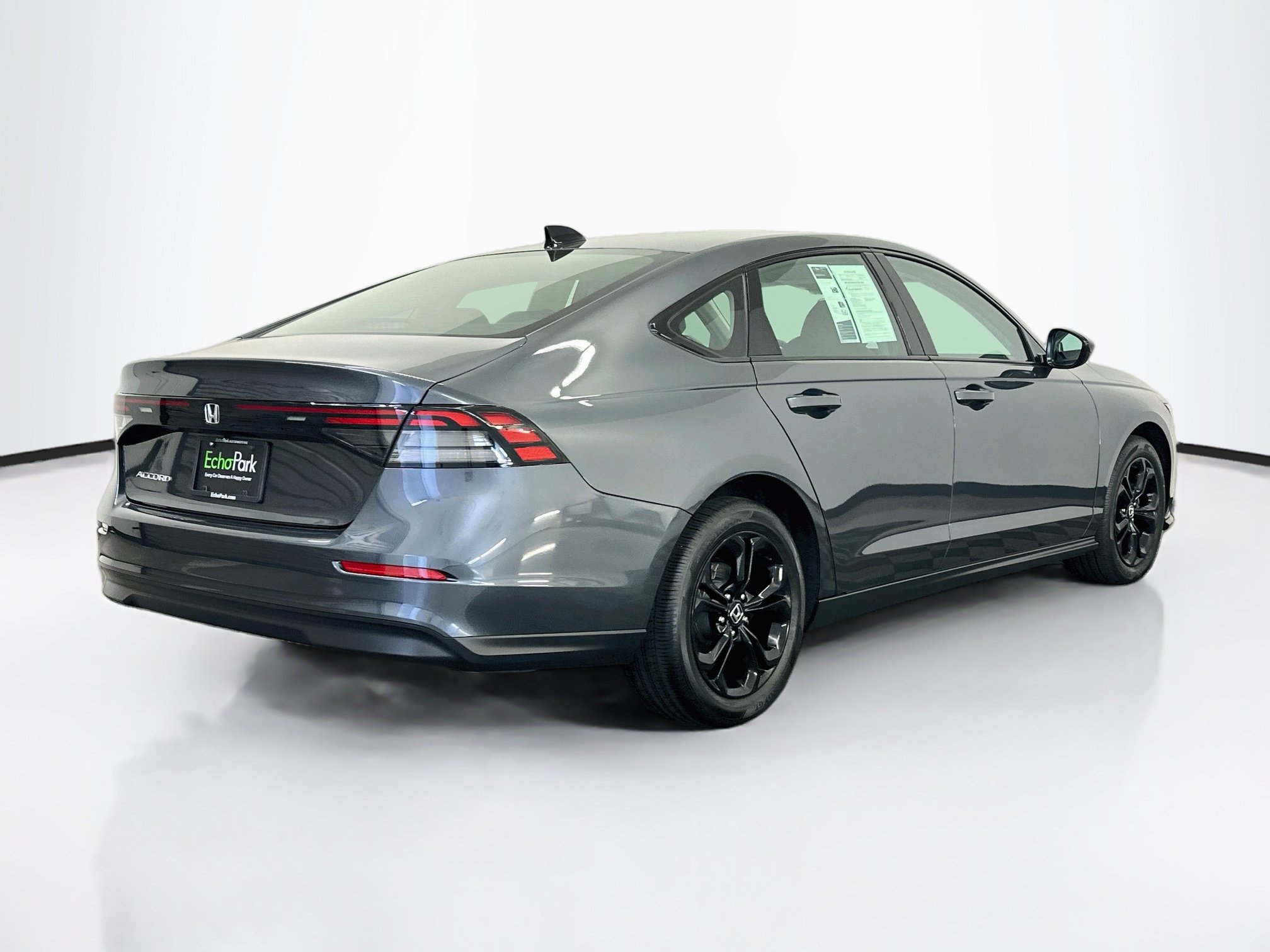 Used 2025 Honda Accord SE image 9