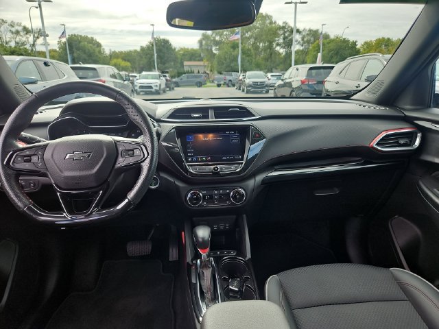Used 2023 Chevrolet TrailBlazer RS w/ Convenience Package FWD image 13