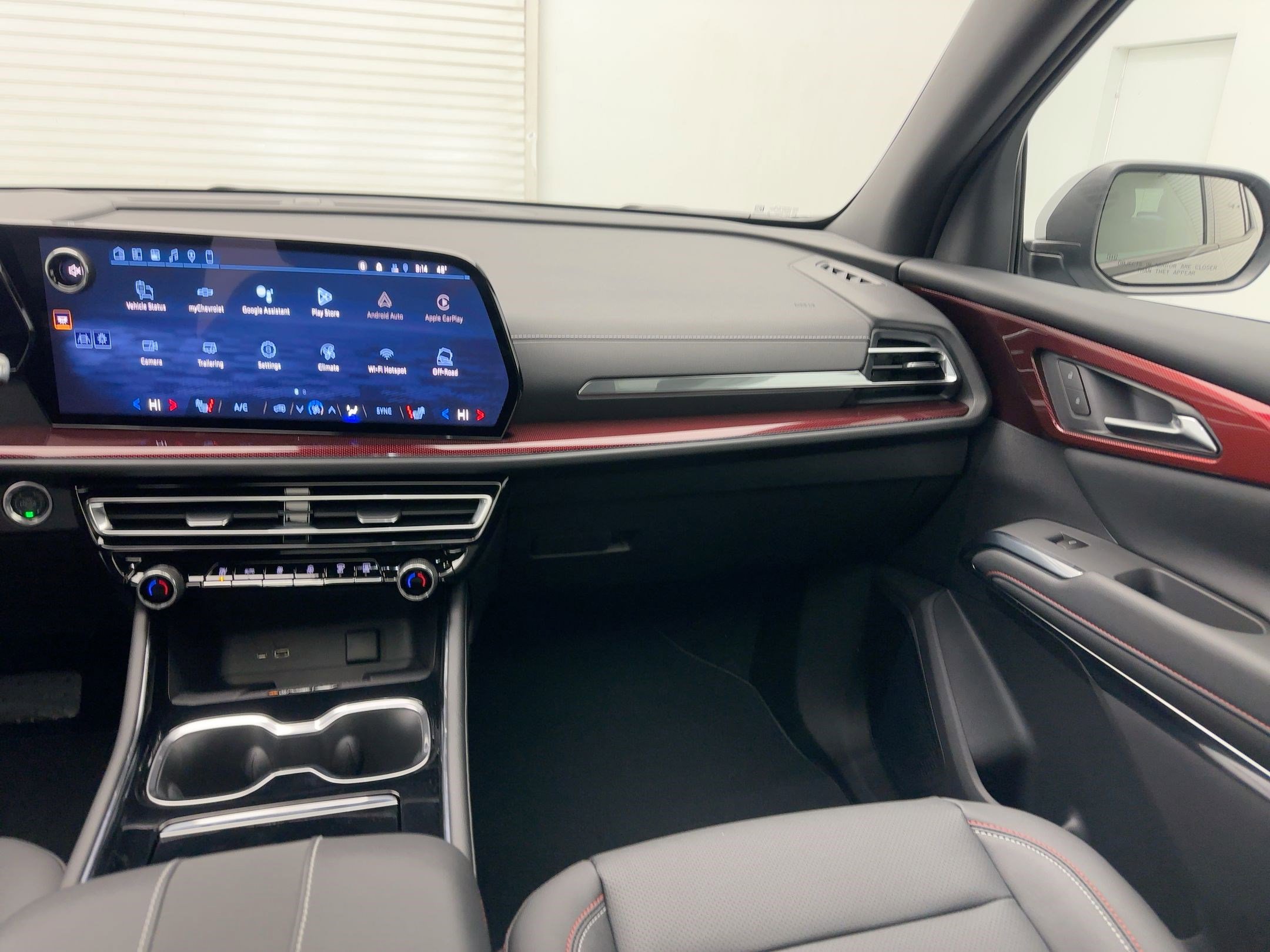 New 2026 Chevrolet Traverse Z71 w/ Driver Confidence Package image 28