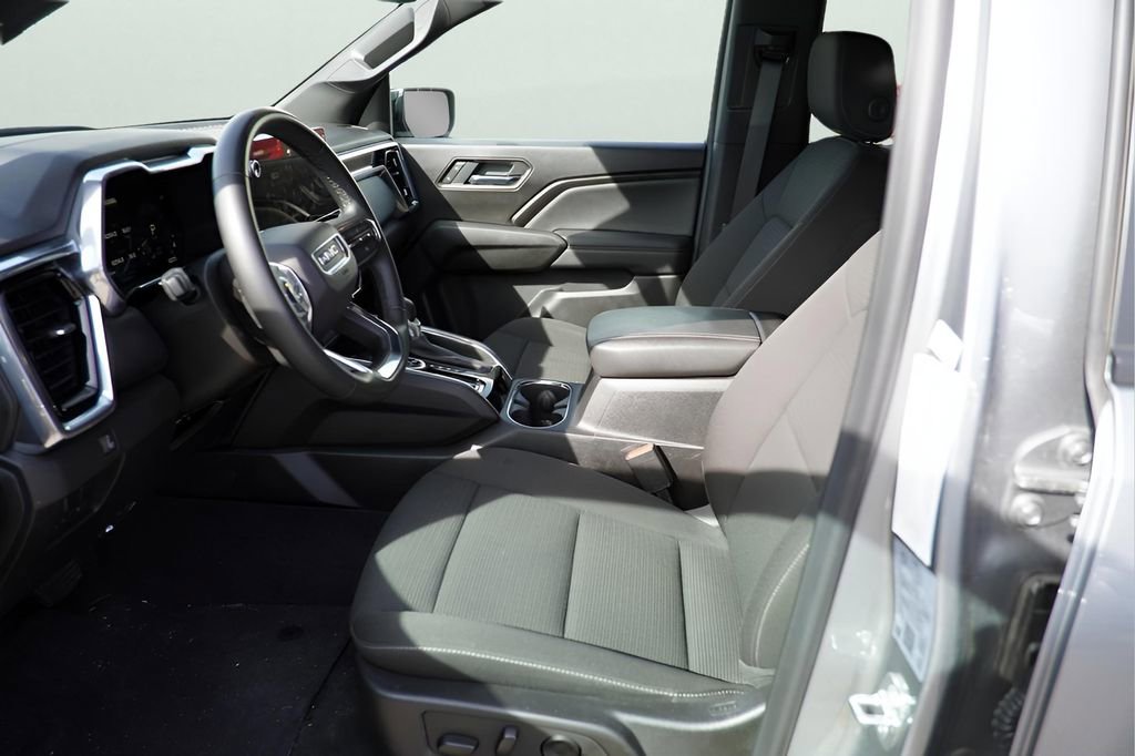 Used 2025 GMC Canyon Elevation w/ Convenience Package image 16