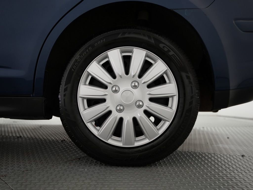 Used 2012 Nissan Versa 1.8 S image 44