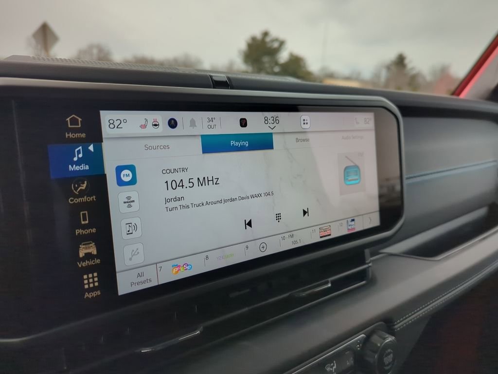 Used 2025 Jeep Wrangler Unlimited Rubicon 4xe w/ Safety Group image 18