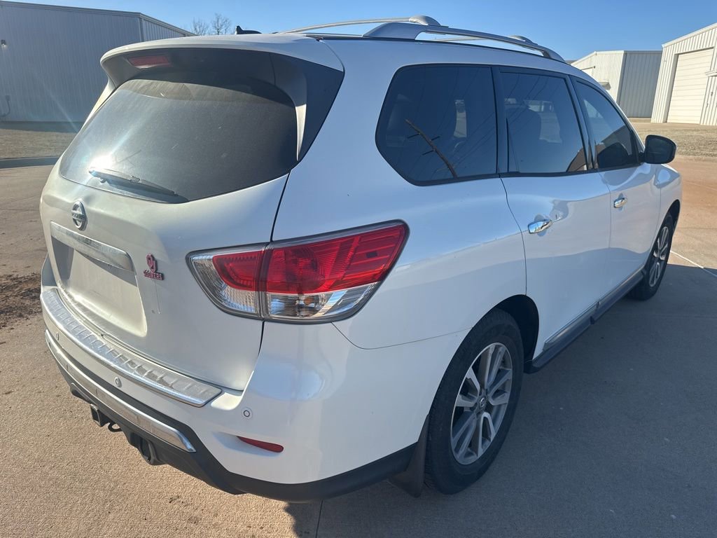 Used 2014 Nissan Pathfinder SL w/ SL Tech Package image 3
