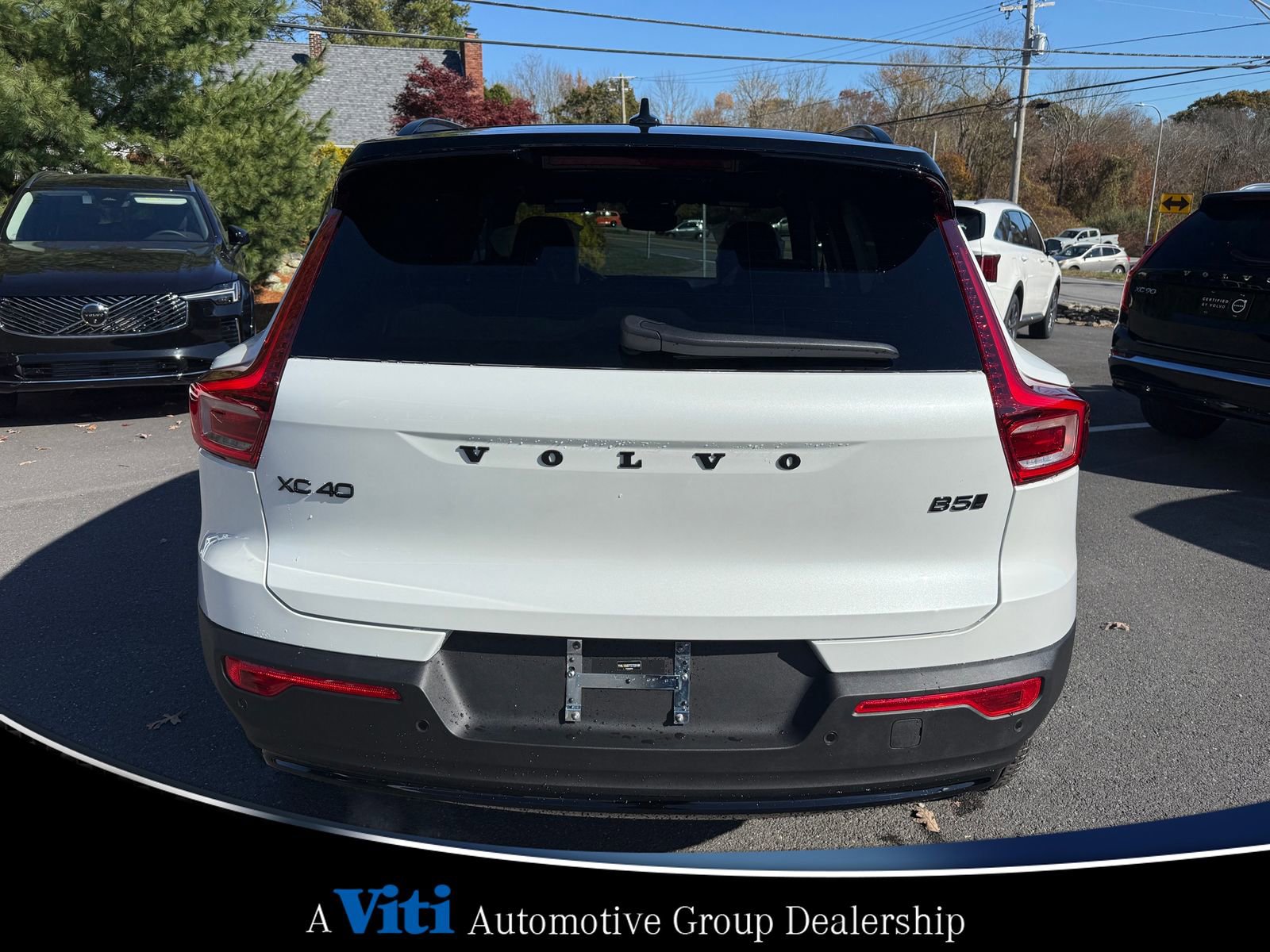Used 2026 Volvo XC40 B5 Ultra w/ Protection Package Premier image 7