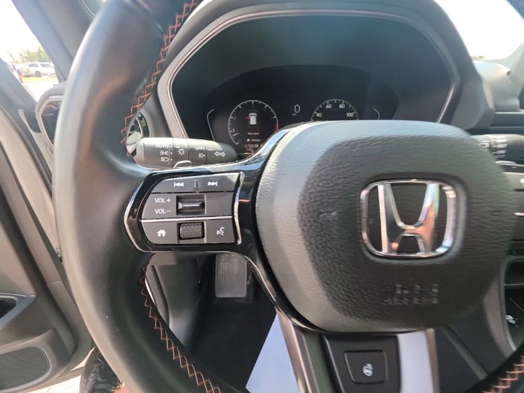 Certified 2023 Honda Pilot TrailSport image 18