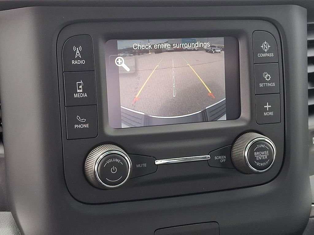 Used 2024 RAM 2500 Tradesman w/ Chrome Appearance Group image 17