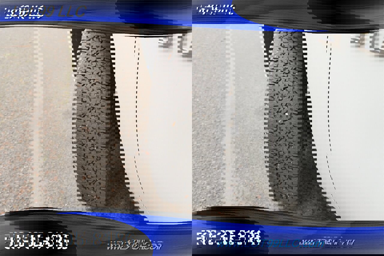 Used 2012 Chevrolet Suburban 2500 w/ Skid Plate Package image 4