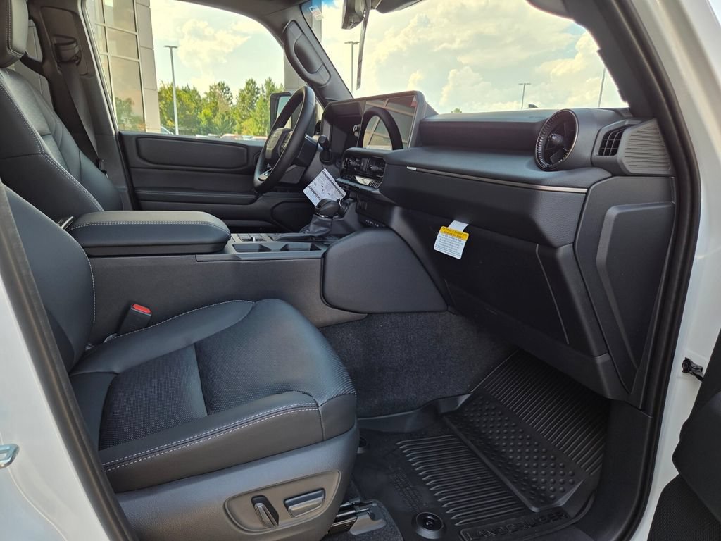 New 2027 Toyota Land Cruiser w/ Premium Package AWD/4WD image 16