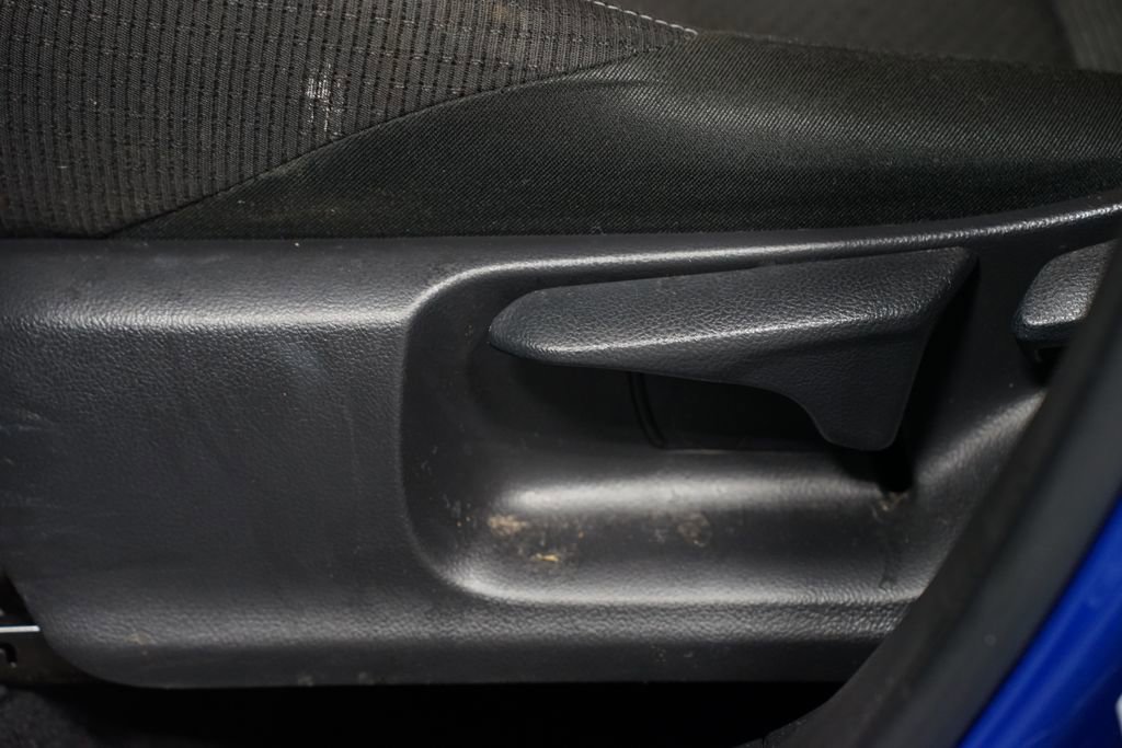 Used 2018 Toyota C-HR XLE image 29