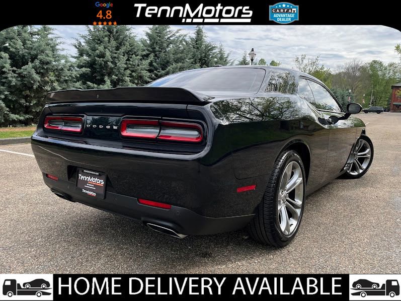 Used 2022 Dodge Challenger R/T RWD image 4