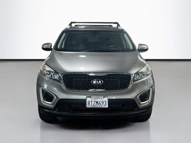 Used 2018 Kia Sorento FWD image 2