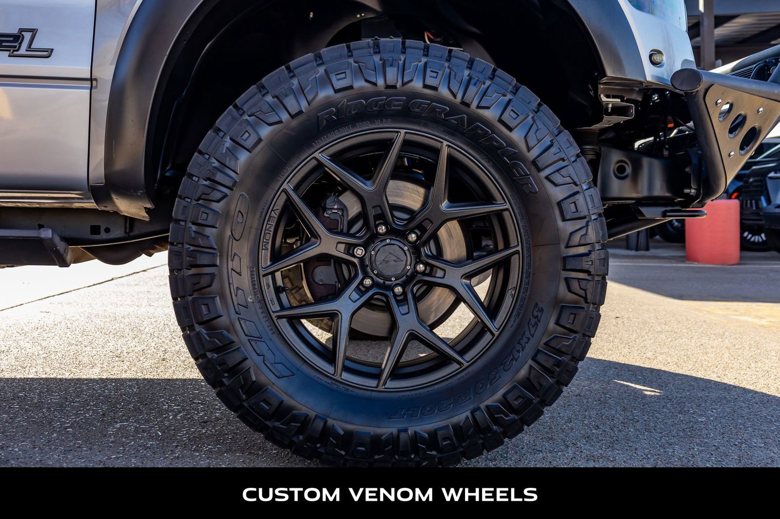 Used 2013 Ford F150 Raptor w/ Luxury Equipment Group image 11