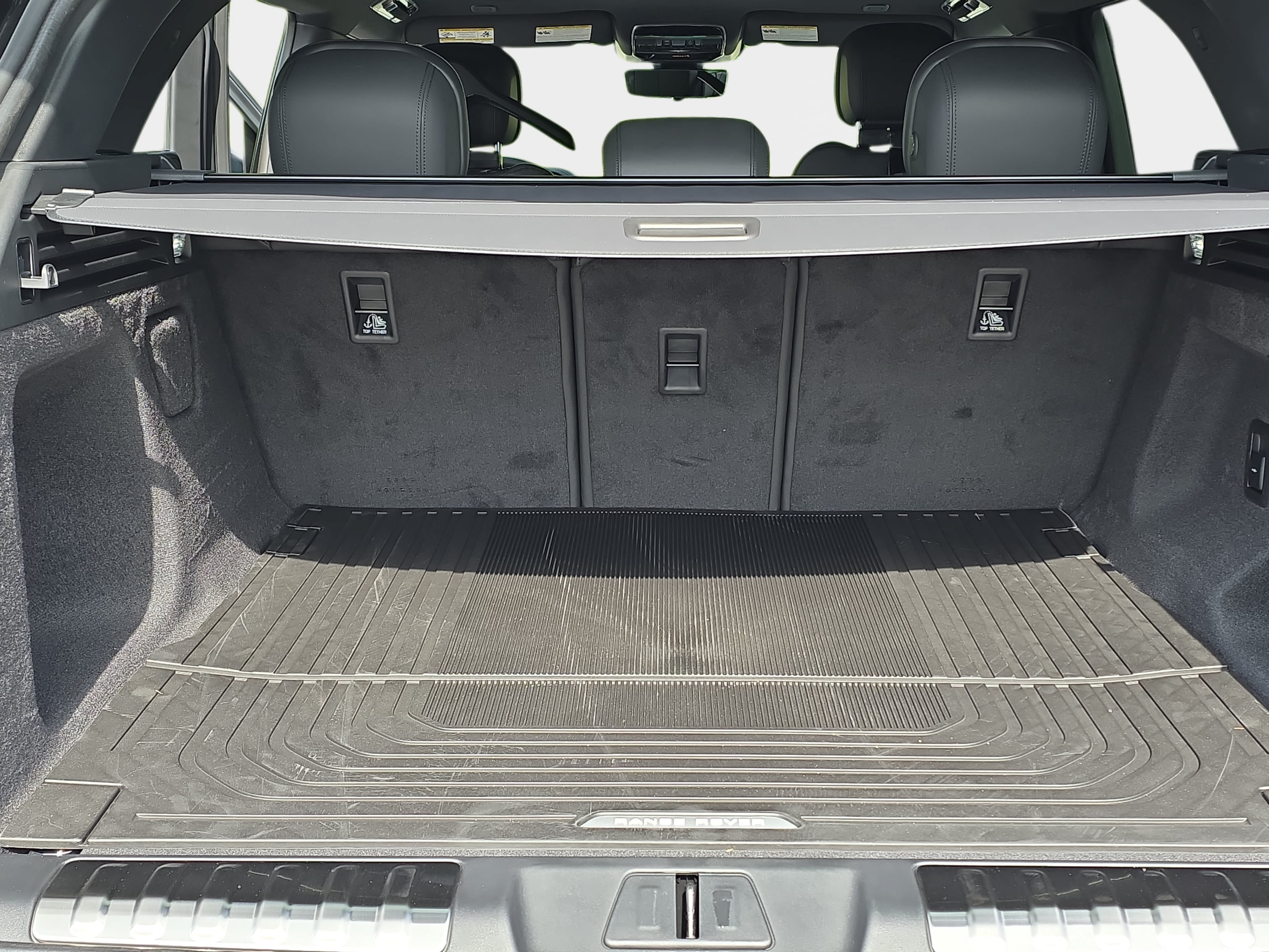 New 2026 Land Rover Range Rover Sport Dynamic SE AWD/4WD image 12