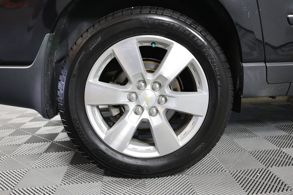 Used 2014 Chevrolet Traverse LTZ w/ LPO, 'HIT The Road' Package FWD image 7