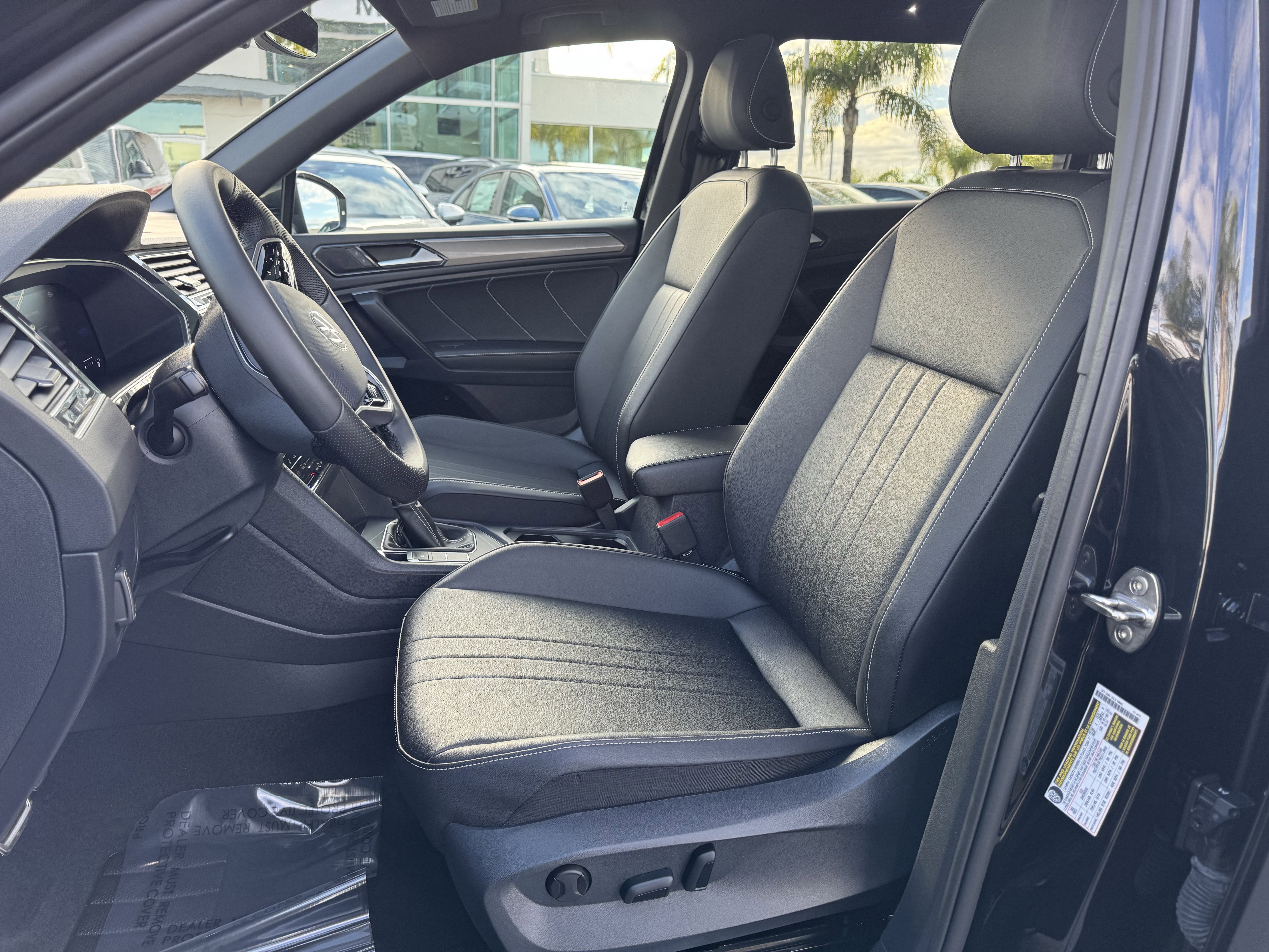 Certified 2024 Volkswagen Tiguan SE R-Line image 16