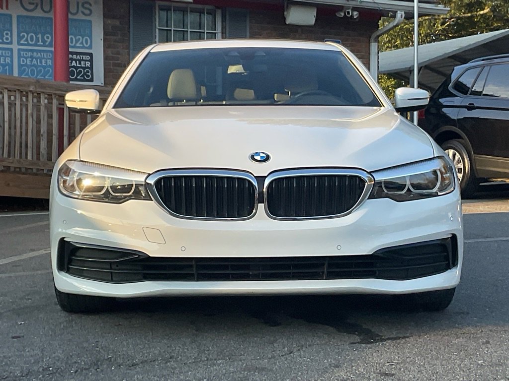 Used 2019 BMW 530i w/ Convenience Package image 2