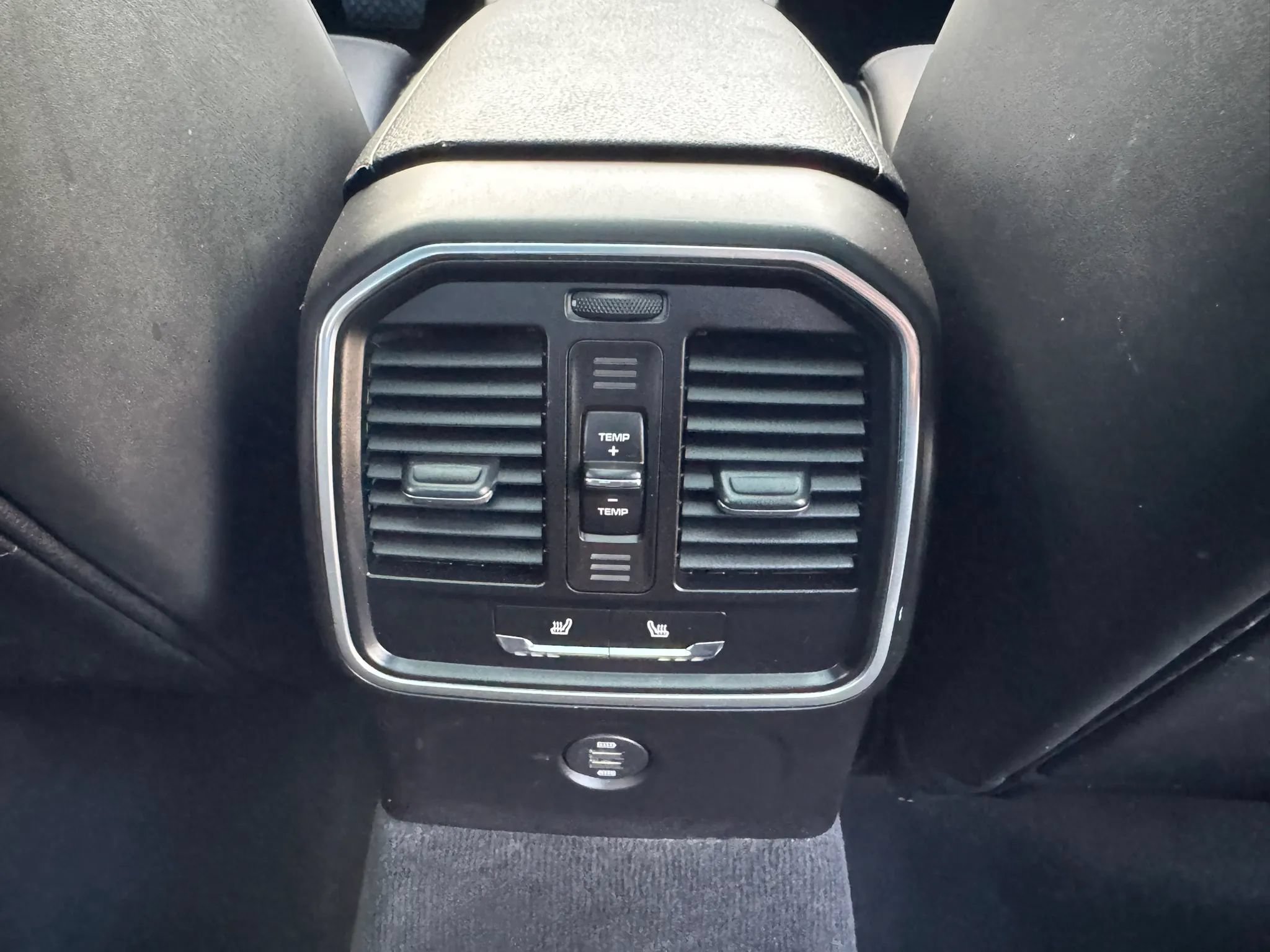Used 2017 Porsche Macan S AWD/4WD image 28