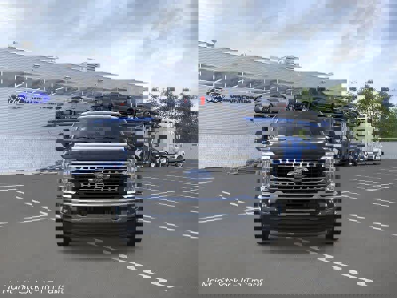 New 2026 Ford F550 4x4 SuperCab Super Duty image 6