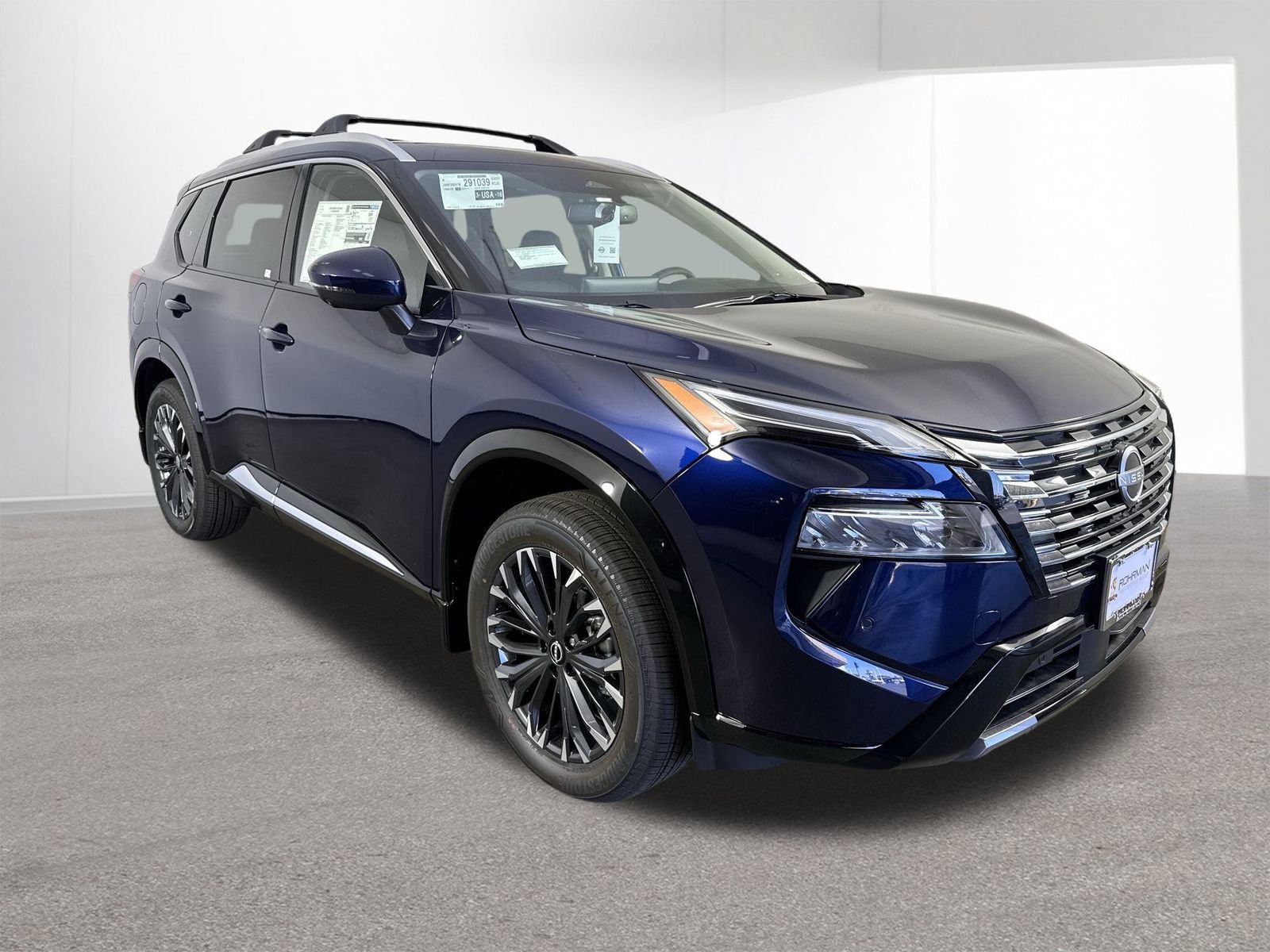 New 2026 Nissan Rogue Platinum w/ Platinum Premium Package image 3