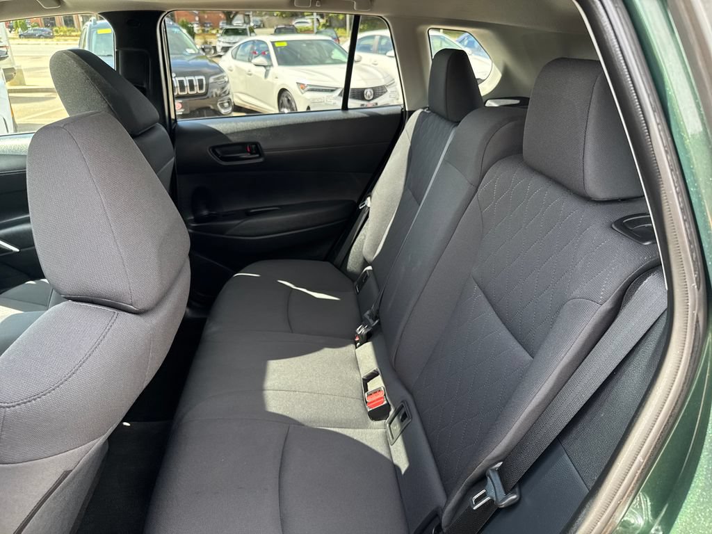 Used 2023 Toyota Corolla Cross LE w/ Moonroof Package AWD/4WD image 33