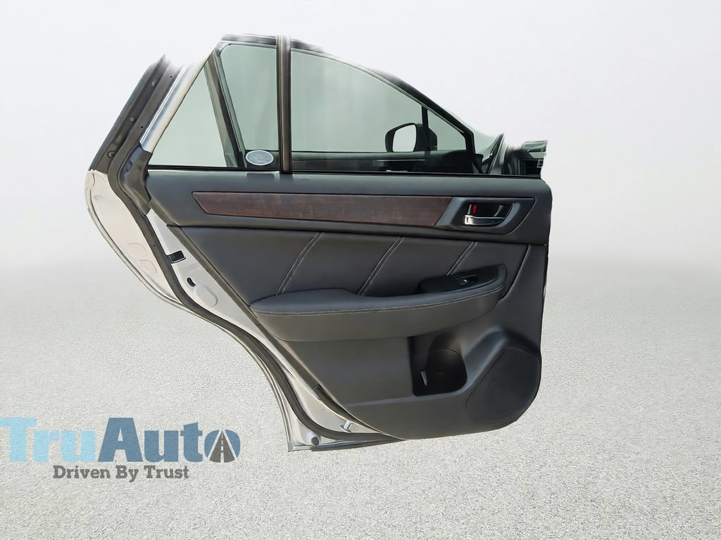 Used 2019 Subaru Outback 2.5i Limited AWD/4WD image 37