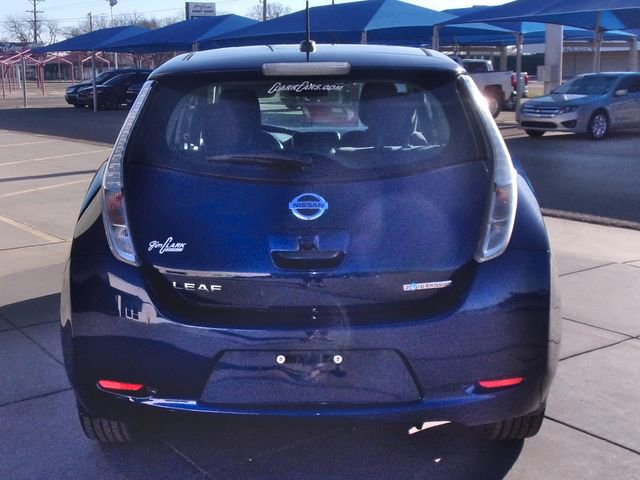 Used 2017 Nissan Leaf SV w/ Premium Package FWD image 12