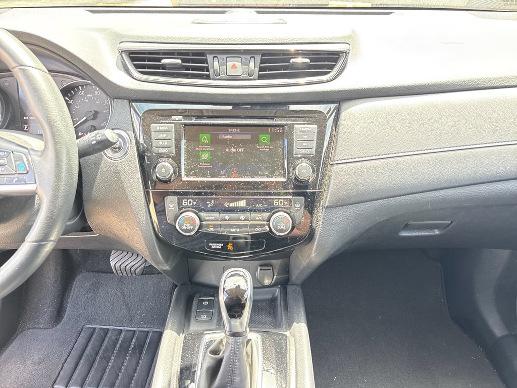 Used 2019 Nissan Rogue SV w/ Sun & Sound Touring Package AWD/4WD image 23