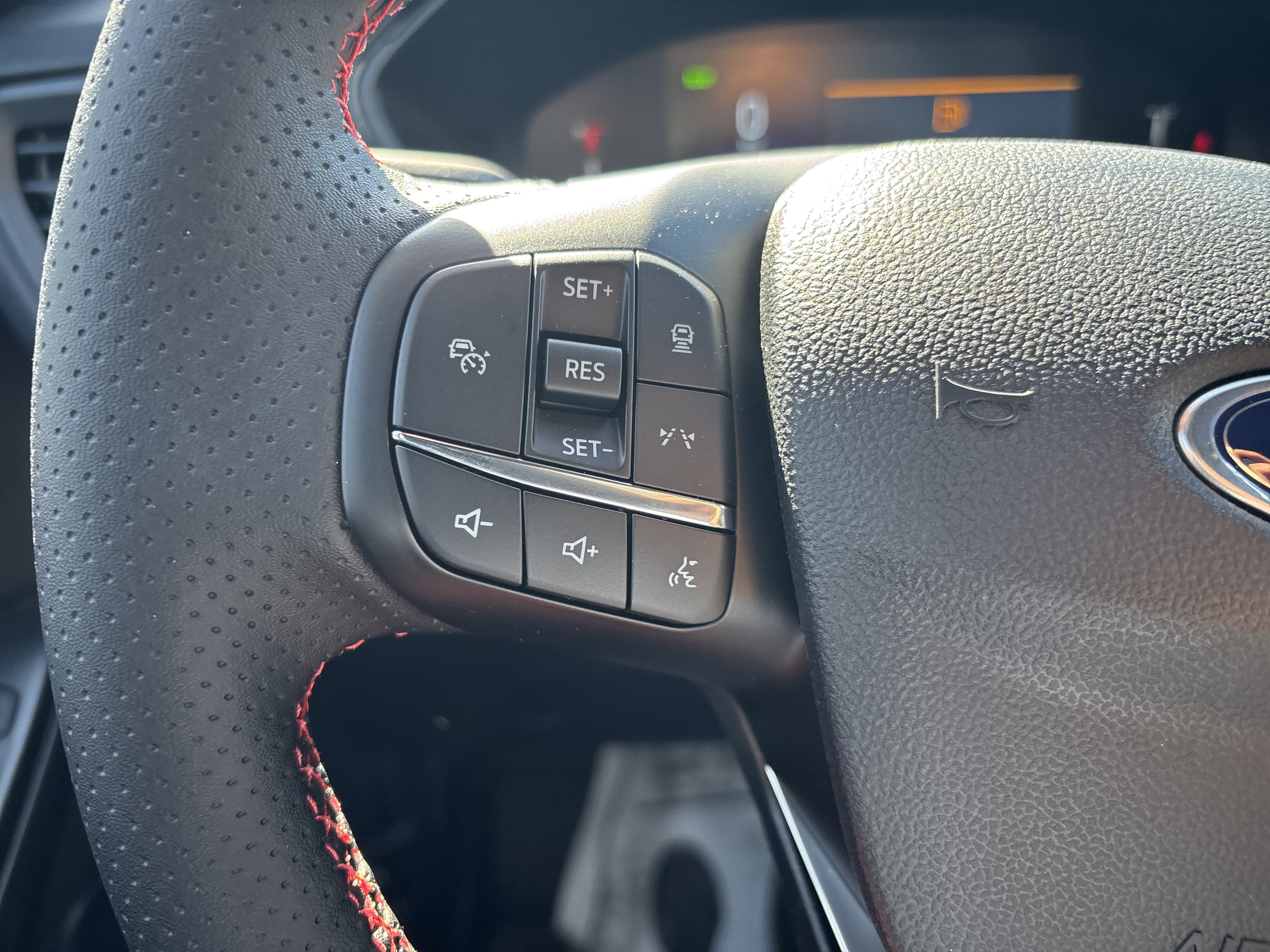New 2026 Ford Escape ST-Line Select image 19