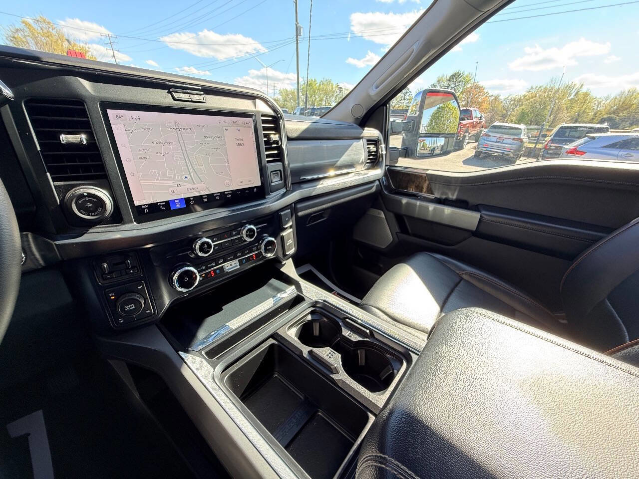 Used 2025 Ford F250 Lariat w/ Lariat Ultimate Package image 33