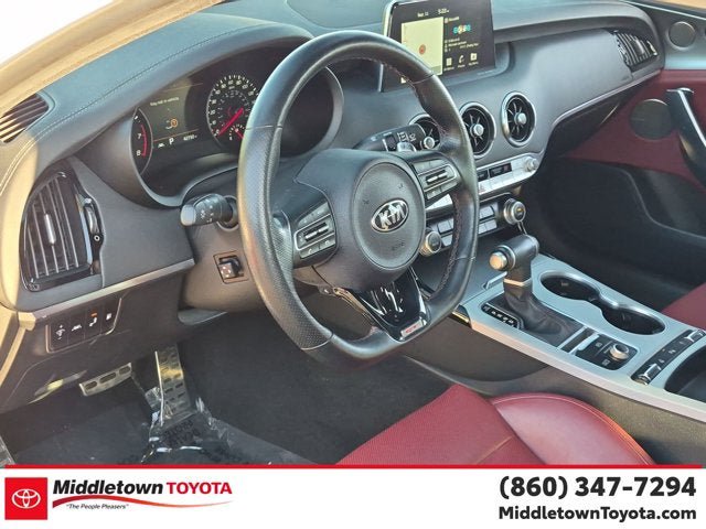 Used 2021 Kia Stinger GT1 AWD/4WD image 16