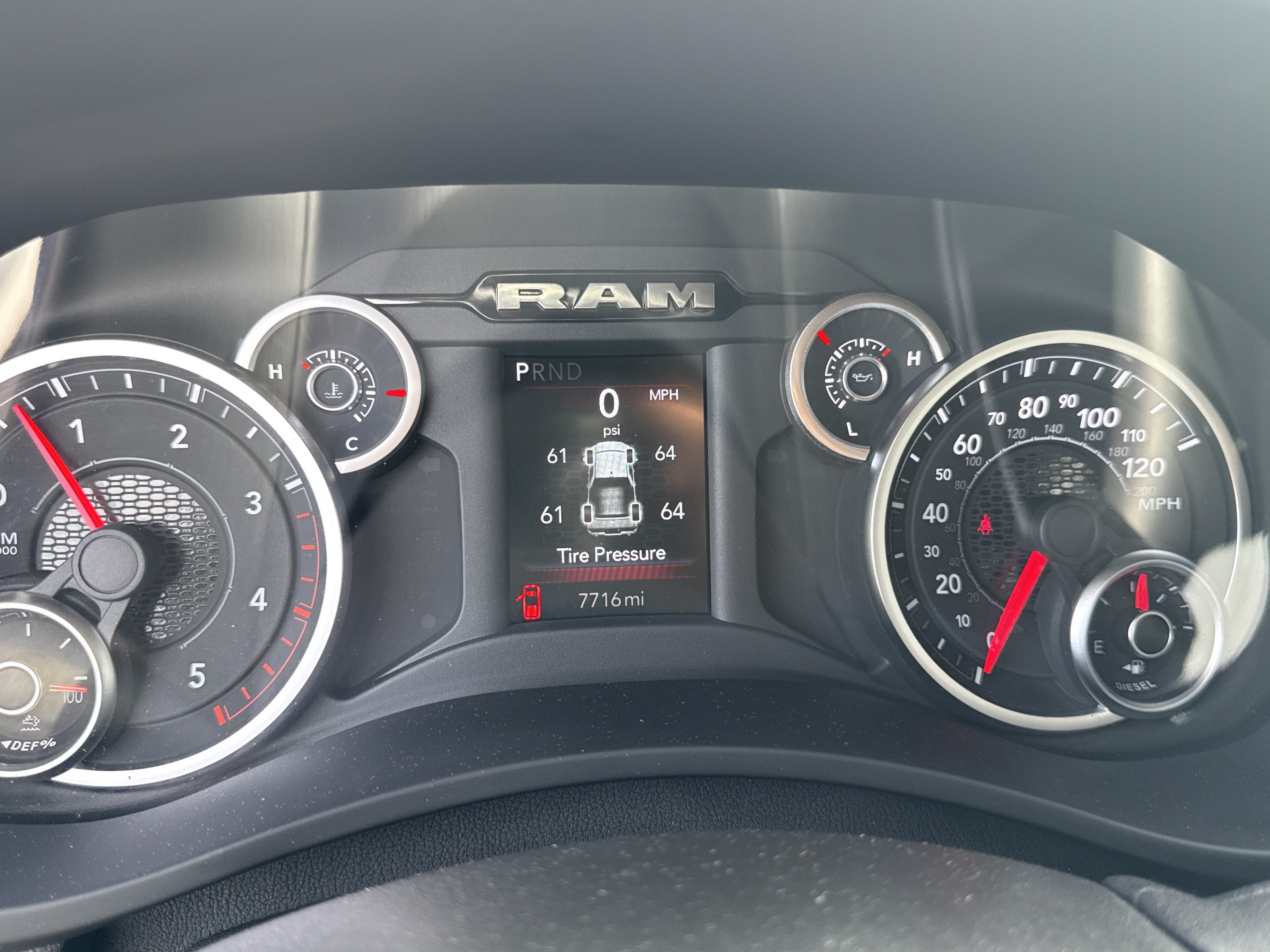 Used 2025 RAM 2500 Tradesman AWD/4WD image 33