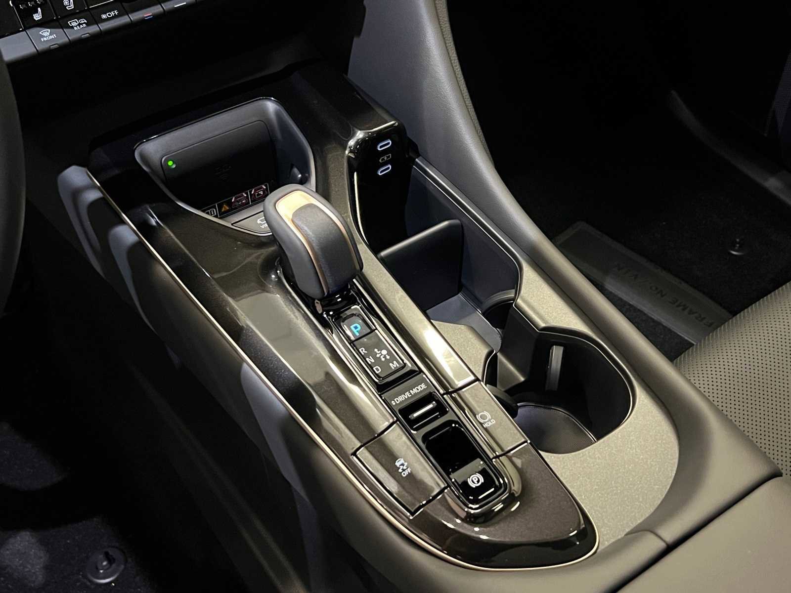 New 2026 Toyota Crown Platinum image 23