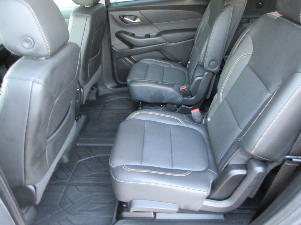 Certified 2021 Chevrolet Traverse Premier w/ LPO, Floor Liner Package AWD/4WD image 16