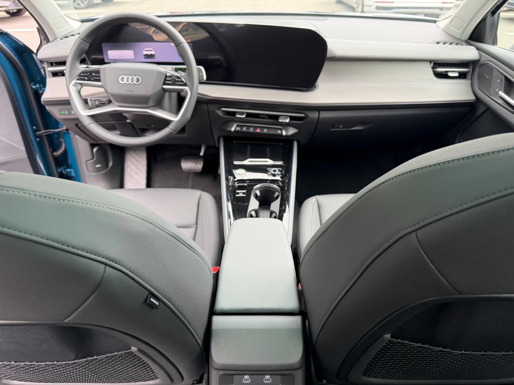 New 2026 Audi Q3 quattro 2.0T AWD/4WD image 17