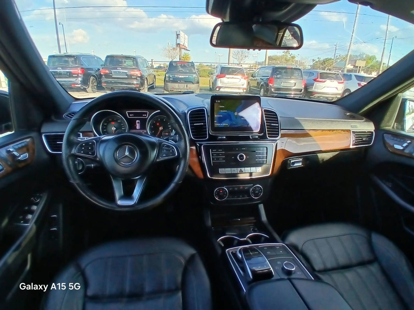 Used 2017 Mercedes-Benz GLS 450 4MATIC w/ Premium Package image 23