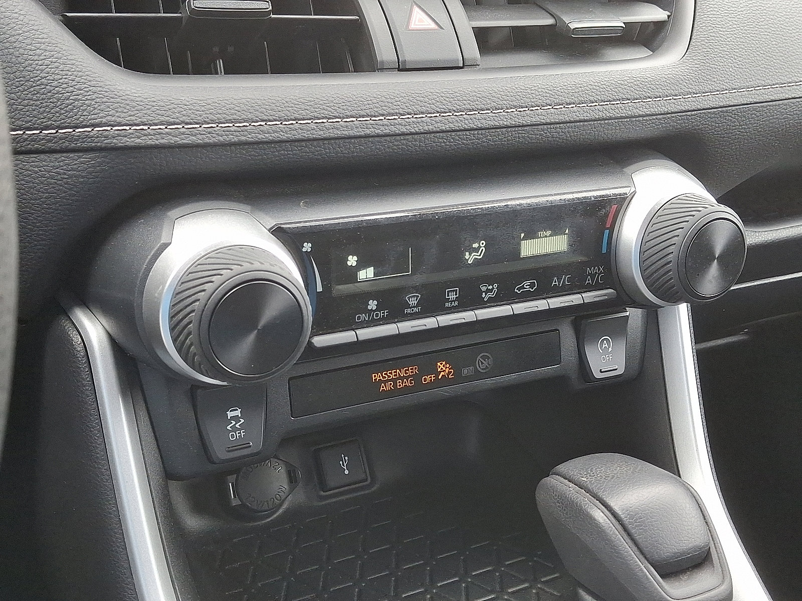 Certified 2022 Toyota RAV4 LE image 17