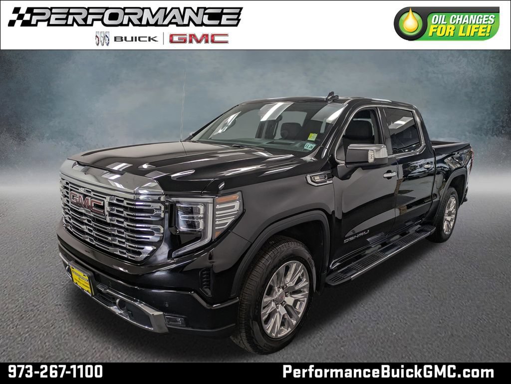 Used 2023 GMC Sierra 1500 Denali w/ Technology Package AWD/4WD image 1
